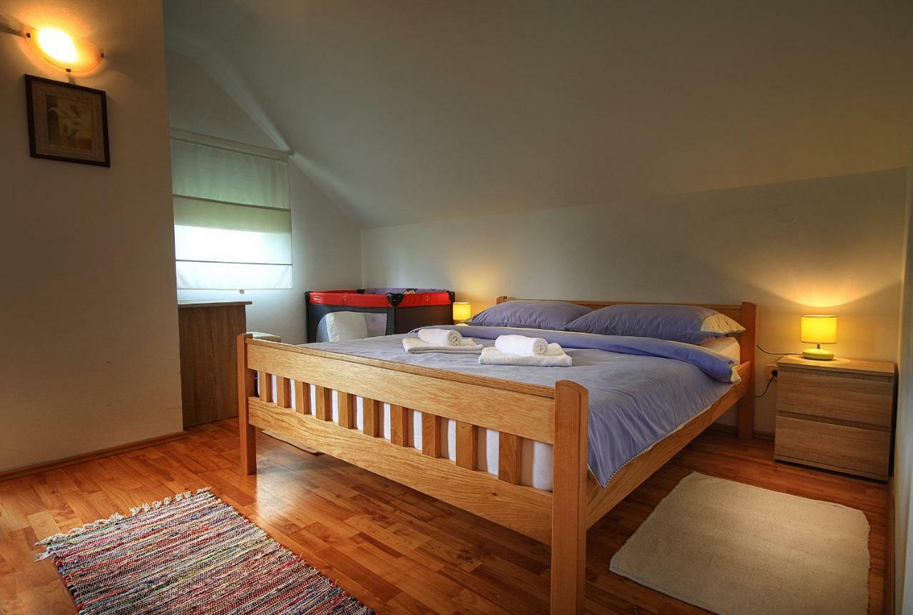 Apartment Medeni Rakovica Kültér fotó