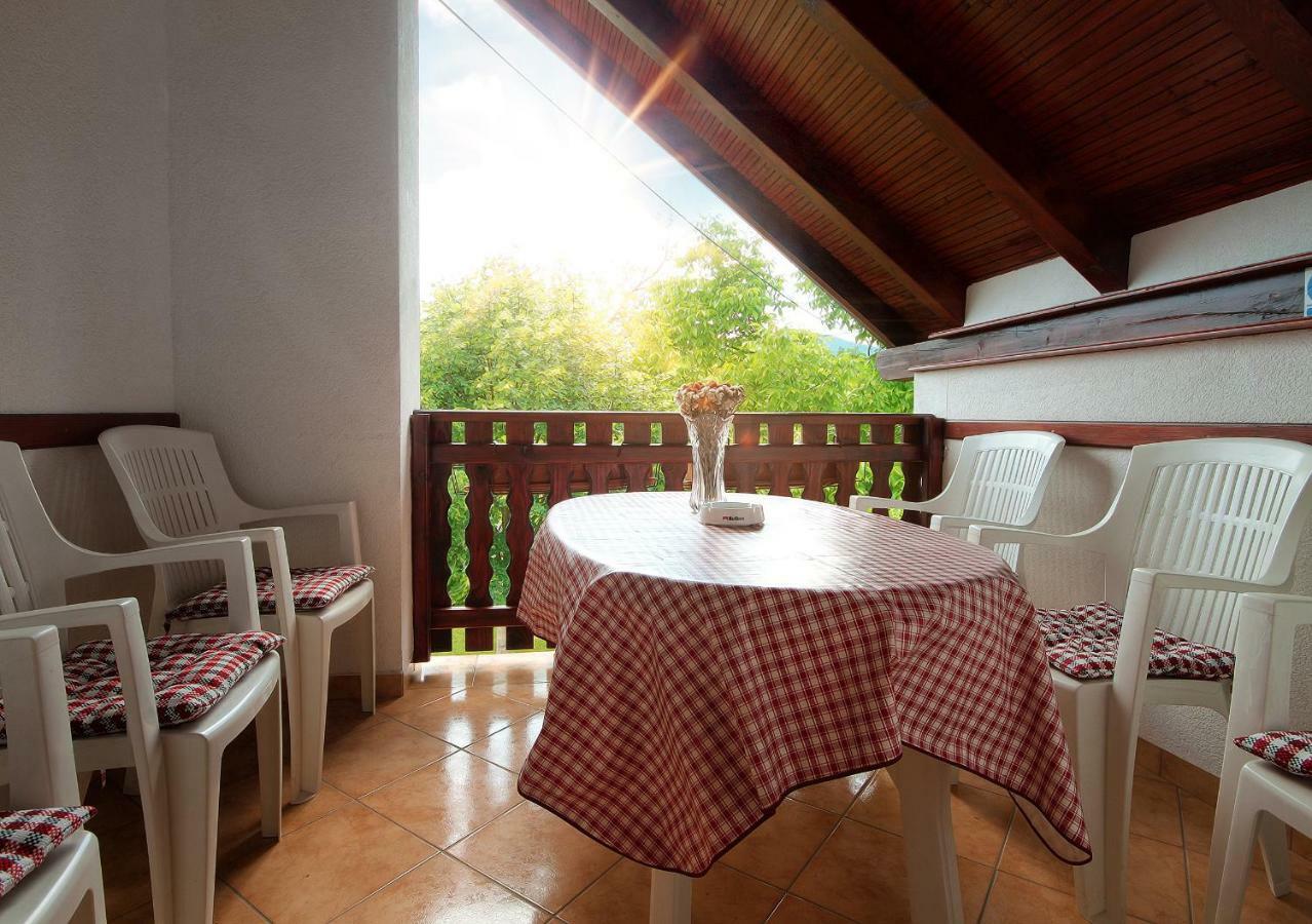 Apartment Medeni Rakovica Kültér fotó